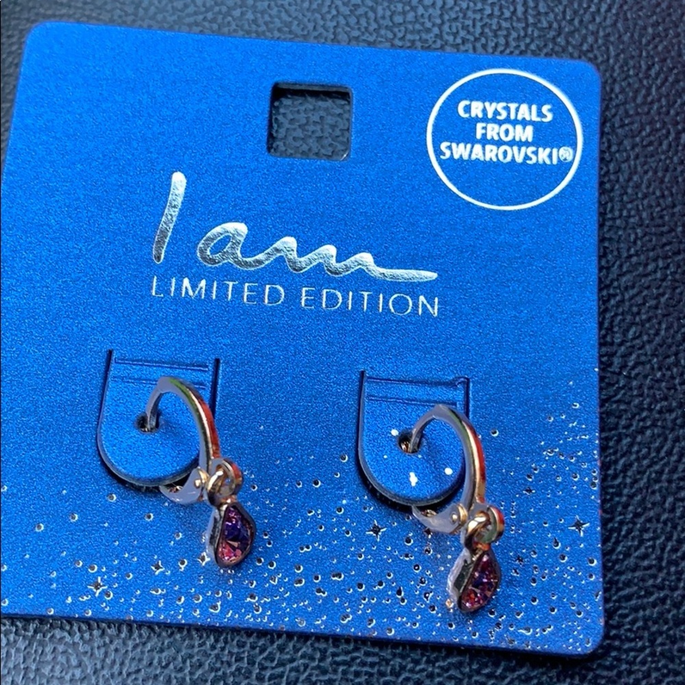 Earrings with lilac color stone - Picture 2 of 4
